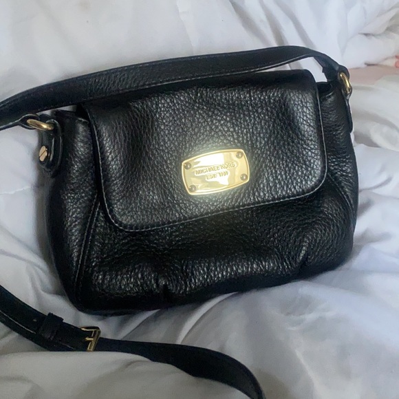 Michael Kors Crossbody - Picture 3 of 10